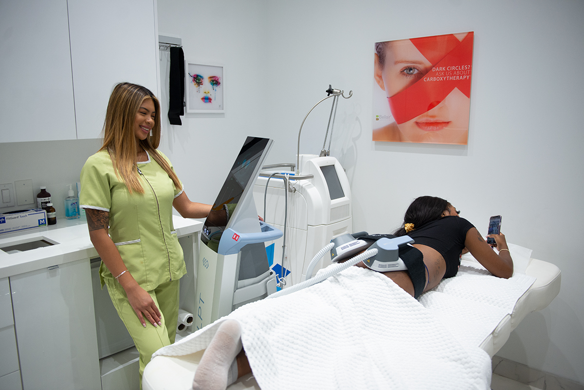 Emsculpt Muscle Toning and Butt Lift Treatment Service Toronto