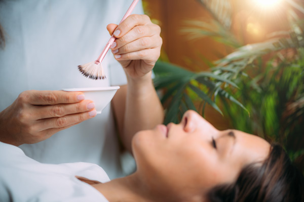 What to Expect During Your First Chemical Peel: A Step-by-Step Guide?